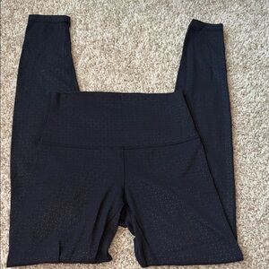 Align leggings in lattice work emboss! These are high rise and have a 28” seam!